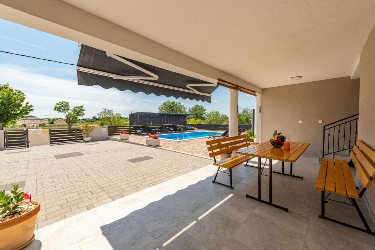 Silentium Zadarvillas Vila Pristeg